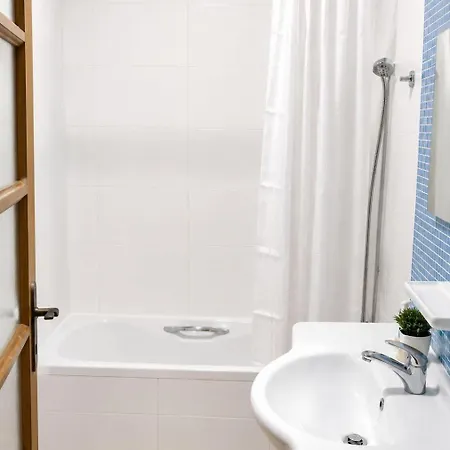 Modern 3-bedroom In Prime Location 公寓 *